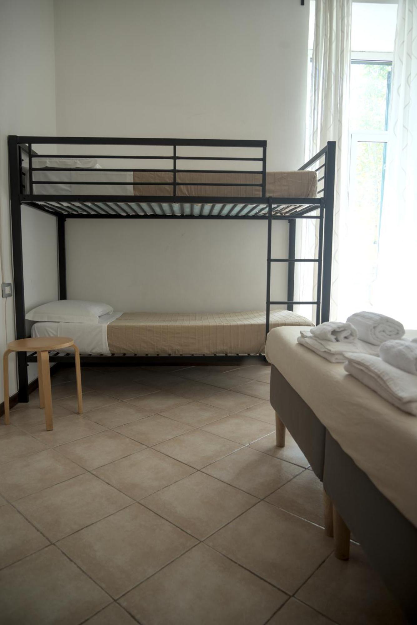 Guest house Domus Amica *